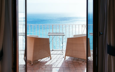 The Benefits of Hiring a Professional for Balcony Railing Inspections in Florida